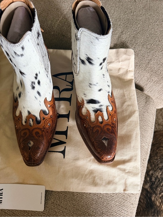 Myra Bag Shoes - Myra Bag White Speckled Cowhide & Cognac Tooled Leather Ankle Boots